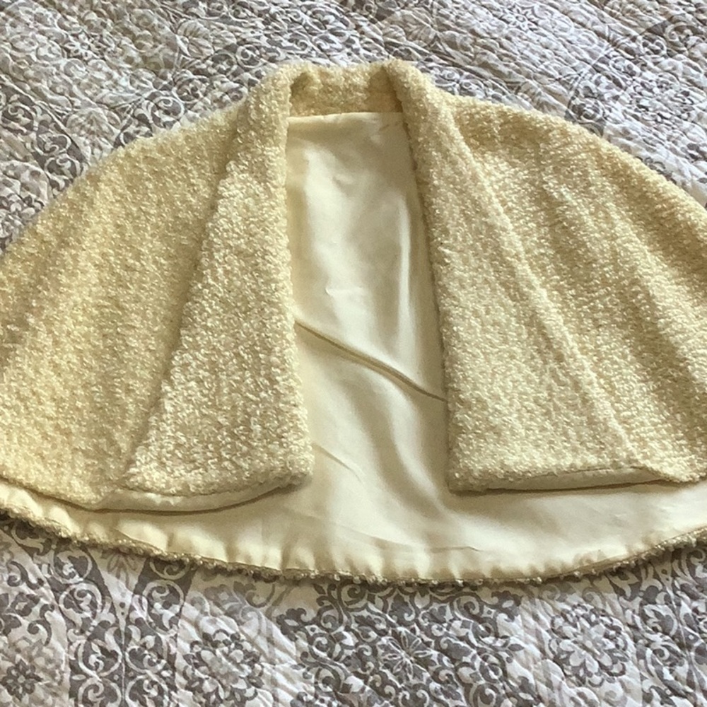 VINTAGE 1950s Cream‎ Bouclé Sateen Lined Cape Old Money Glam One Size - Picture 4 of 14